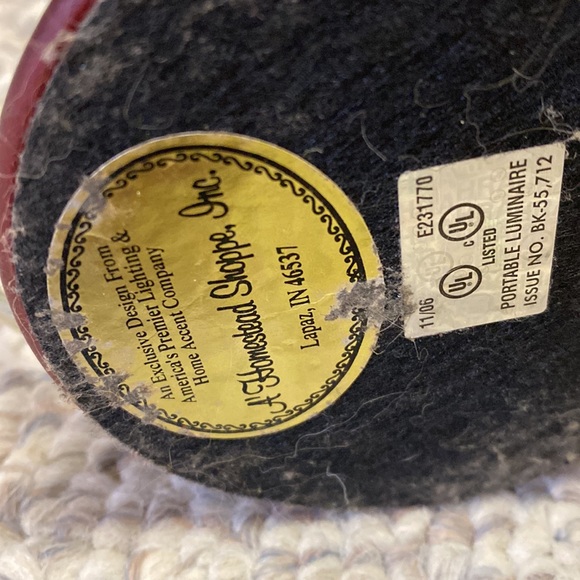 Burgundy Country Lamp - Picture 6 of 6